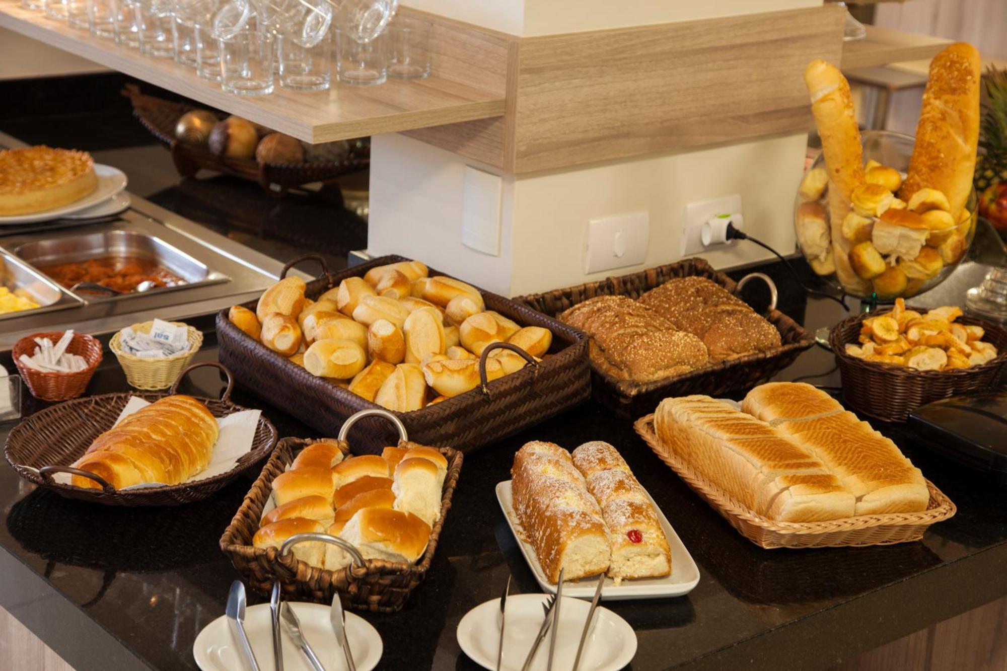 Marília Estoril Hotel מראה חיצוני תמונה